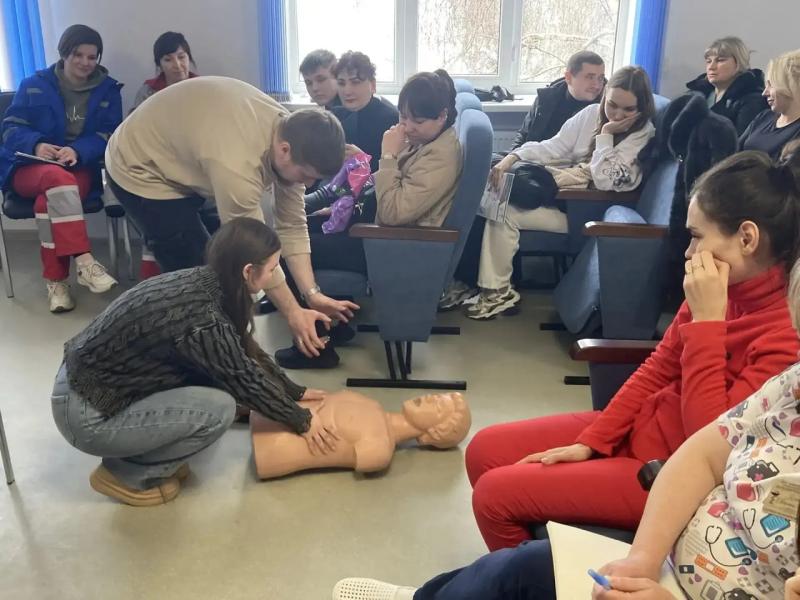 В феврале Территориальный центр медицины катастроф краевой БСМП провел 11 мастер-классов по первой помощи