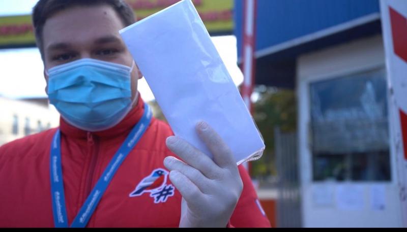 Работникам скорой медицинской помощи БСМП передали безлимитные сим-карты