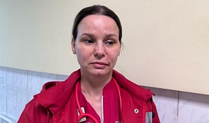 Фельдшер скорой медицинской помощи пострадала во время вызова