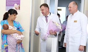 Глава города Краснодара Евгений Наумов посетил роддом краевой БСМП