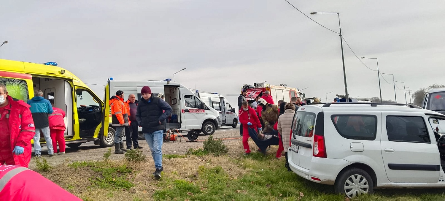 Сотрудники центра медицины катастроф Краевой БСМП и города Армавира приняли участие в совместном тактико-специальном учении Сотрудники центра медицины катастроф Краевой БСМП и города Армавира приняли участие в совместном тактико-специальном учении