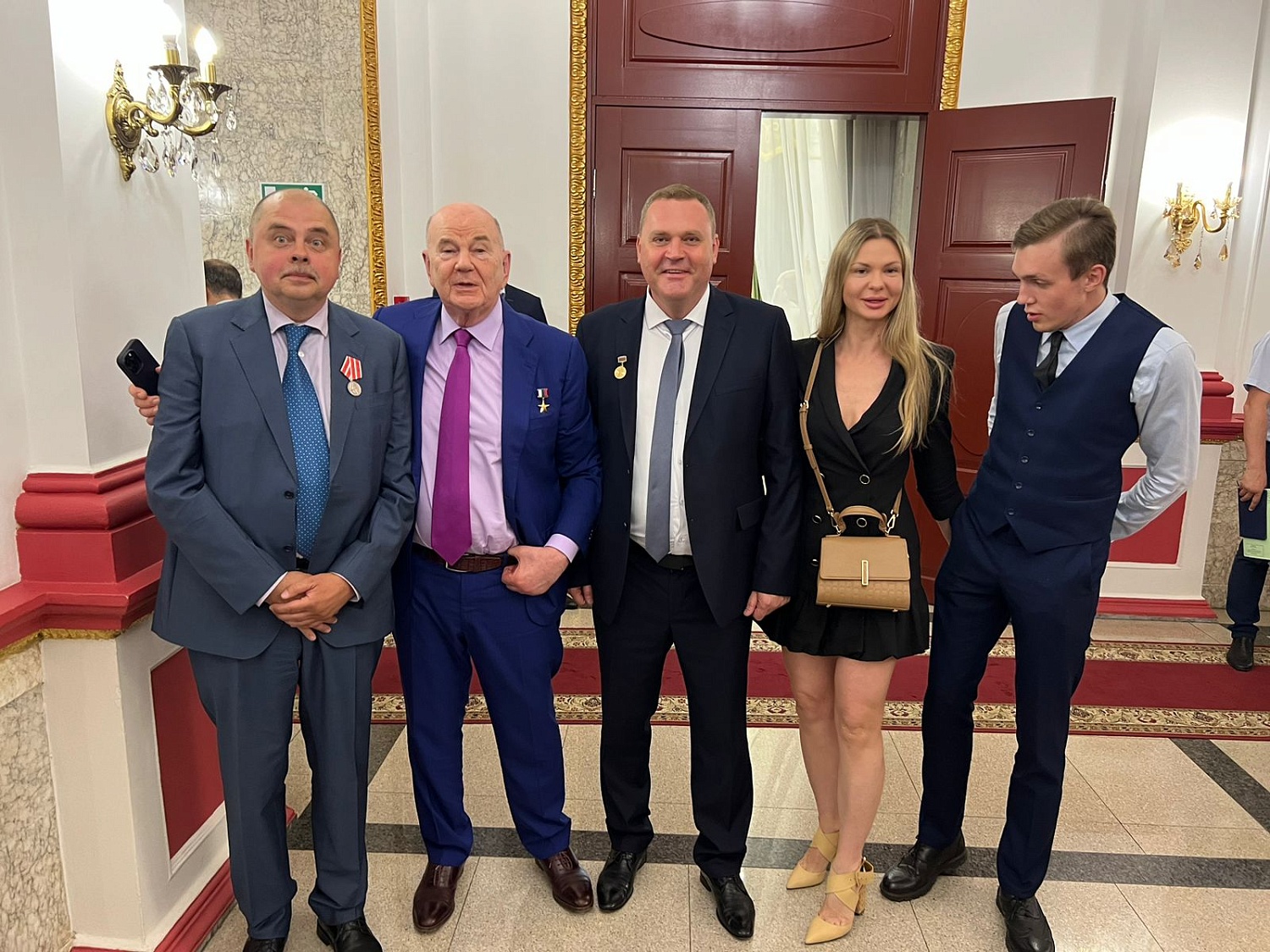 Копилка наград докторов краевой БСМП пополнилась новыми медалями и грамотами Копилка наград докторов краевой БСМП пополнилась новыми медалями и грамотами