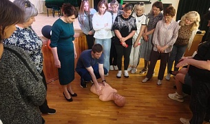 Учебный центр Территориального центра медицины катастроф краевой БСМП провел обучение по первой помощи сотрудников детской школы искусств им. Г.Ф. Пономаренко станицы Выселки